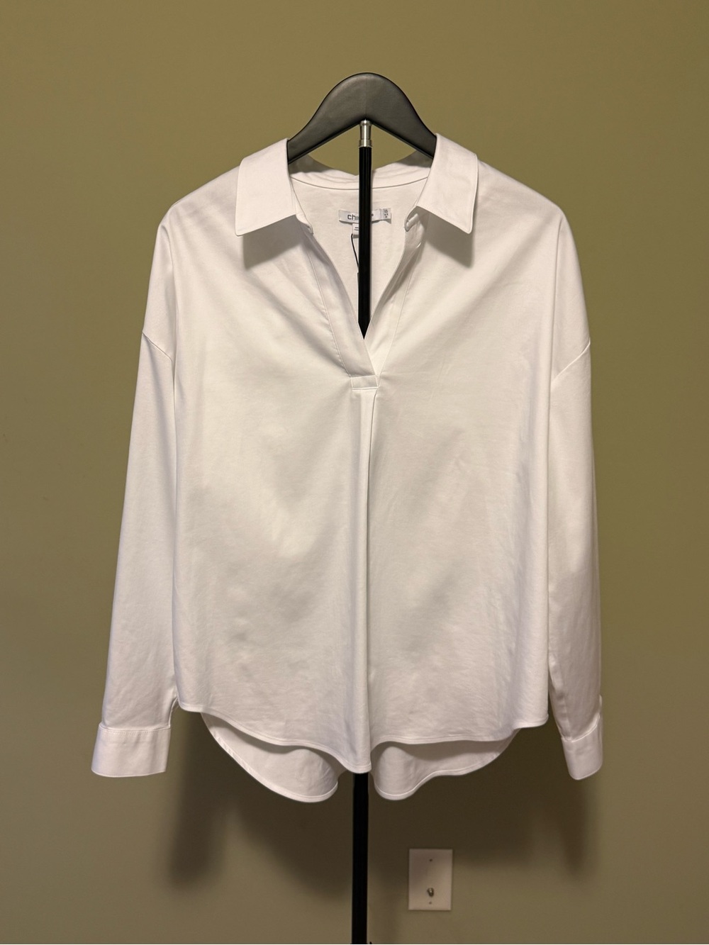 NWT Chico's White Long-Sleeve Split V-Neck Pullover Big Shirt (22" P2P) Sz 1.5